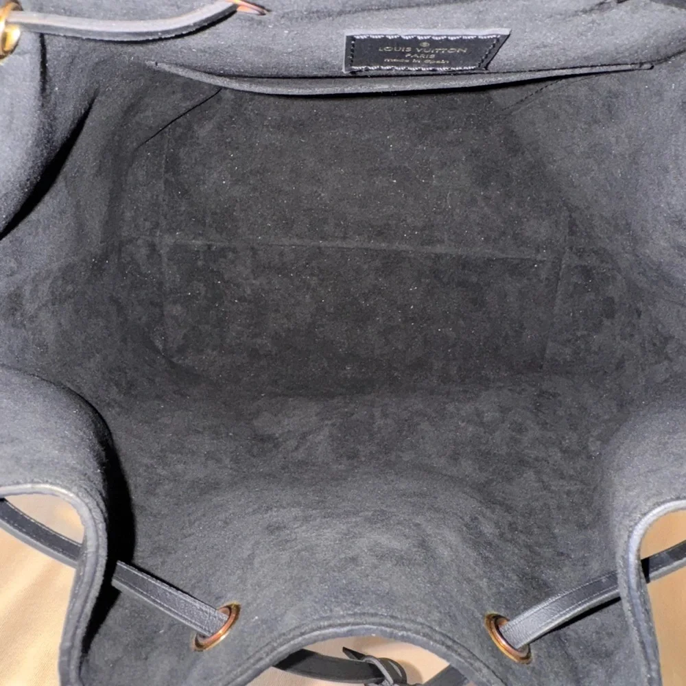 Auth. ✅ RARE Louis Vuitton NM Montsouris Empriente Backpack in “Noir”🖤✨
